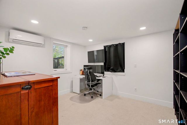 101 Hirsch Road, Stamford, CT 06905