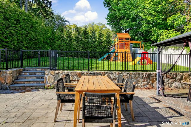 101 Hirsch Road, Stamford, CT 06905