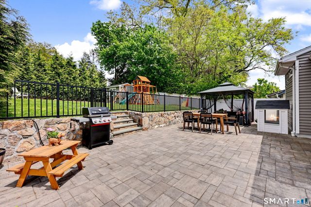 101 Hirsch Road, Stamford, CT 06905