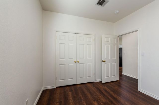 8708 Weiser DR B, Austin, TX 78729