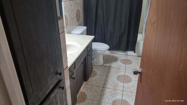 1363 S State Street, Porterville, CA 93257