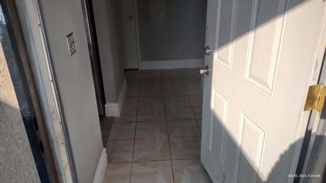 1363 S State Street, Porterville, CA 93257