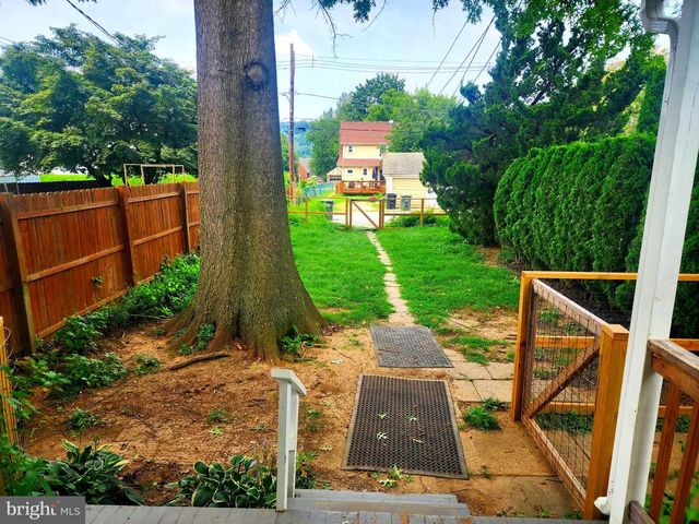 1211 STIRLING ST, Coatesville, PA 19320