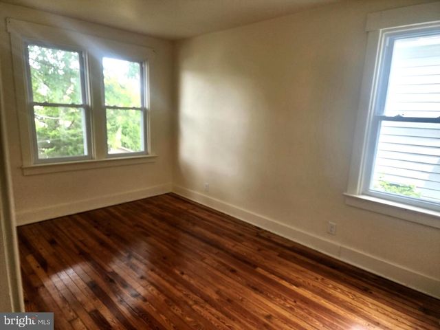 1211 STIRLING ST, Coatesville, PA 19320