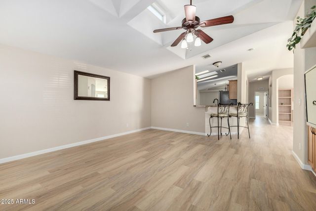 3301 S GOLDFIELD Road 4018, Apache Junction, AZ 85119