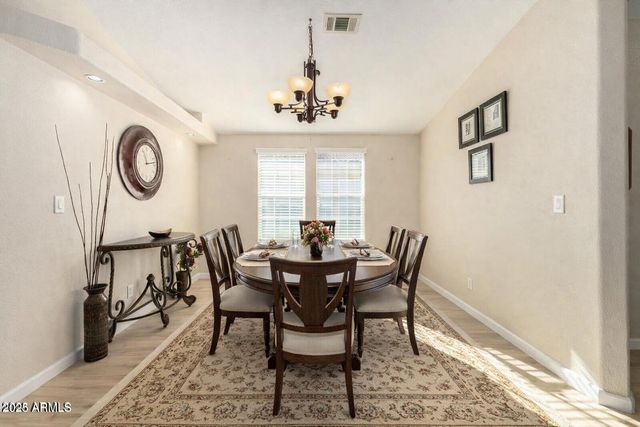 3301 S GOLDFIELD Road 4018, Apache Junction, AZ 85119