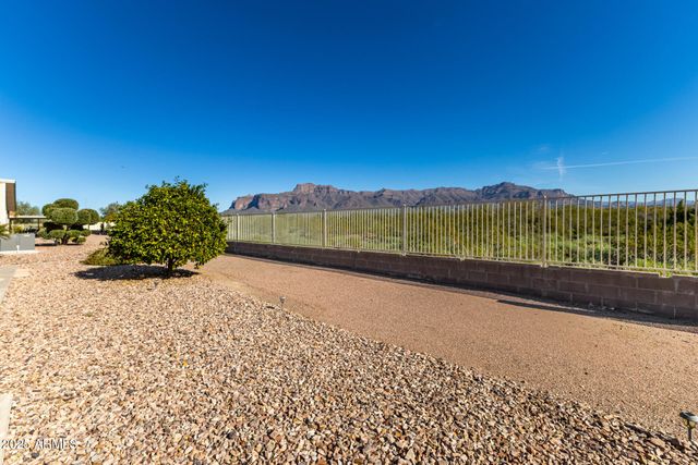 3301 S GOLDFIELD Road 4018, Apache Junction, AZ 85119