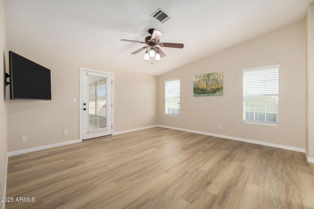 3301 S GOLDFIELD Road 4018, Apache Junction, AZ 85119