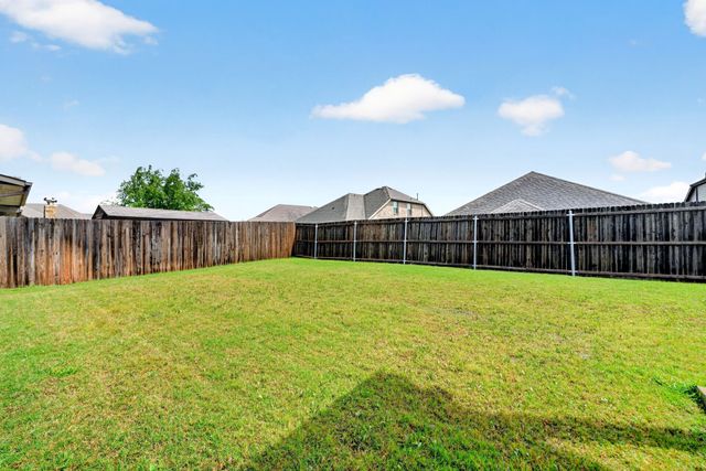 3051 Lily Lane, Heath, TX 75126