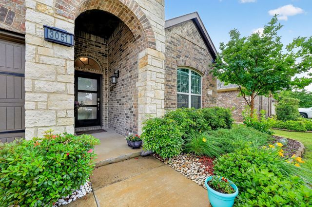 3051 Lily Lane, Heath, TX 75126