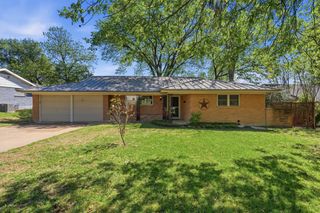4105 Springbranch Drive, Benbrook, TX 76116