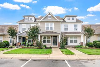 104 Alexander Blvd, Clarksville, TN 37040