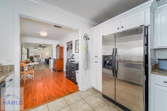 126 Lena Drive, Jesup, GA 31545