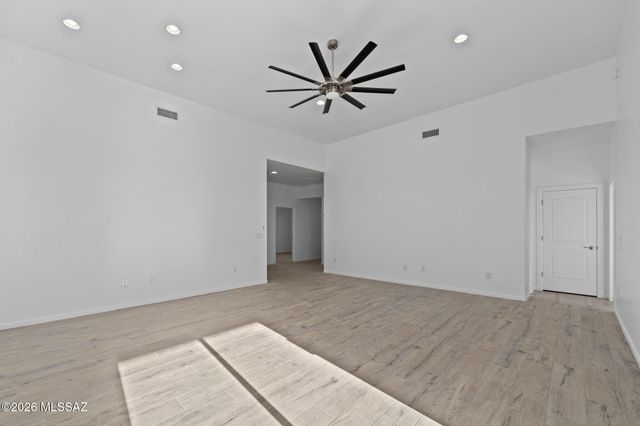 1132 N Range Rider Place, Vail, AZ 85641