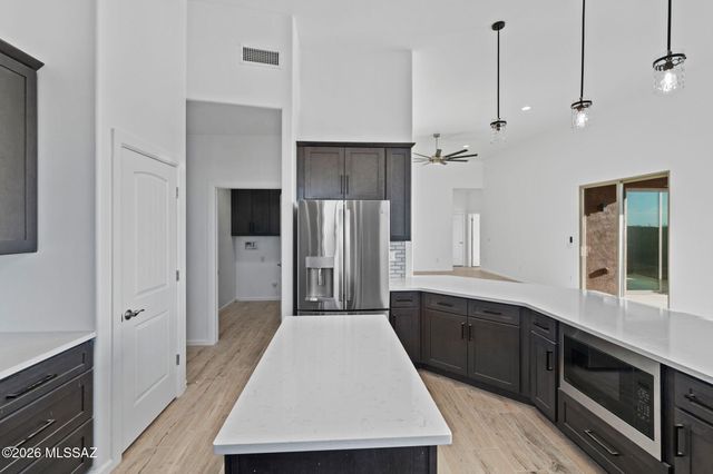 1132 N Range Rider Place, Vail, AZ 85641