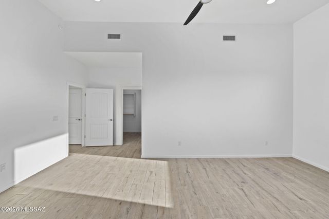 1132 N Range Rider Place, Vail, AZ 85641