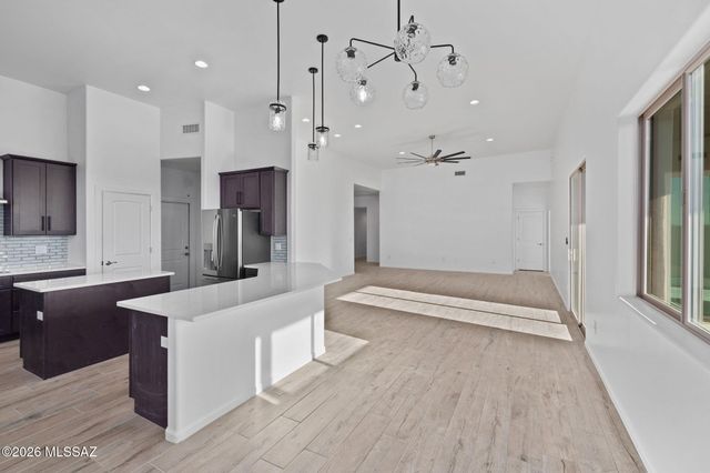 1132 N Range Rider Place, Vail, AZ 85641