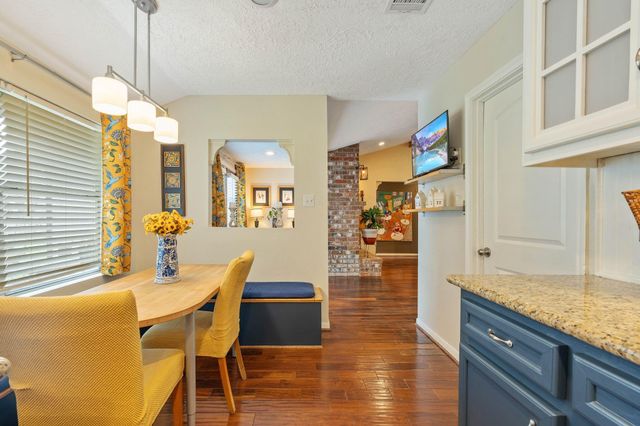 6318 Leaf Arbor Drive, Houston, TX 77092