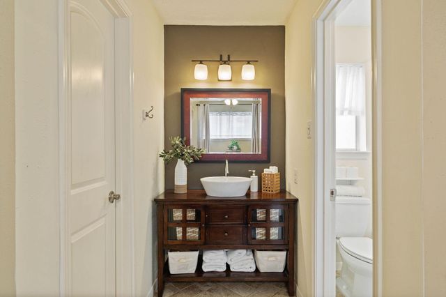 6318 Leaf Arbor Drive, Houston, TX 77092