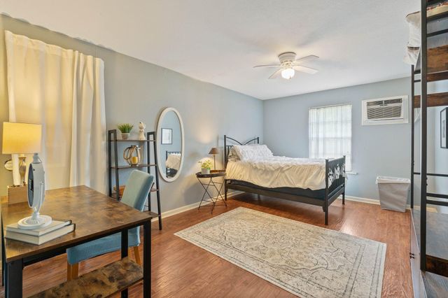 6318 Leaf Arbor Drive, Houston, TX 77092