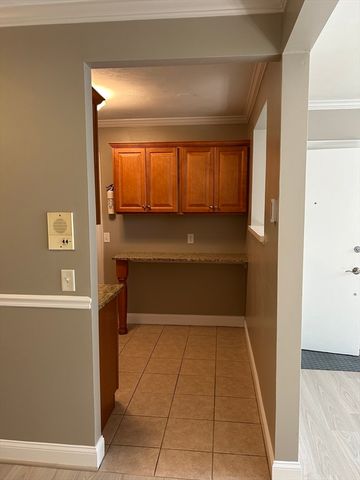 47 Alvarado Ave 1A, Worcester, MA 01604