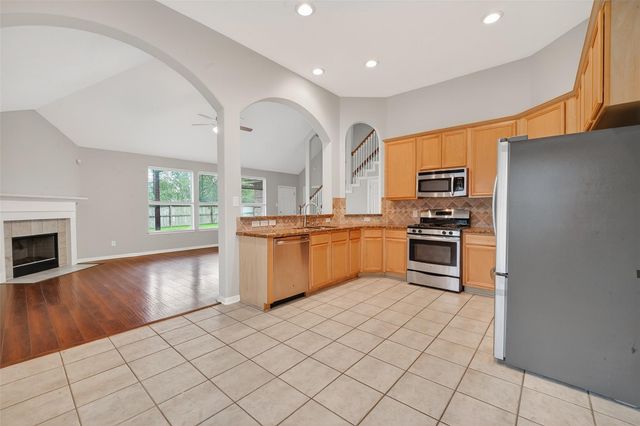 14308 Rocky Briar Lane, Rosharon, TX 77583