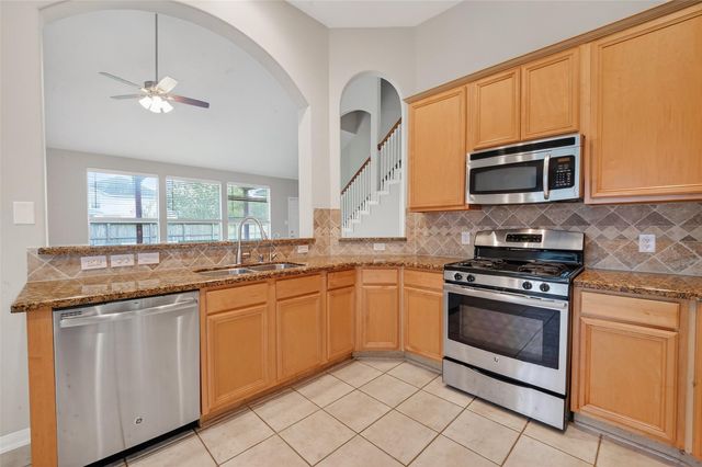 14308 Rocky Briar Lane, Rosharon, TX 77583