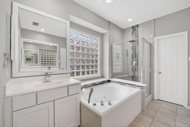 14308 Rocky Briar Lane, Rosharon, TX 77583