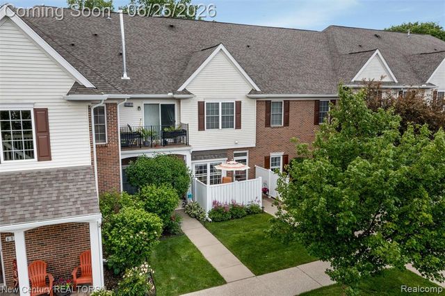 618 Belmonte Drive A, Waterford, MI 48328