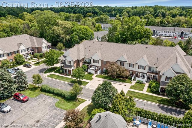 618 Belmonte Drive A, Waterford, MI 48328