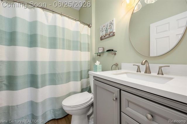 618 Belmonte Drive A, Waterford, MI 48328