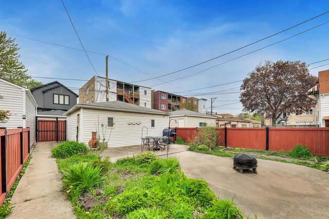 1112 N Spaulding Avenue, Chicago, IL 60651