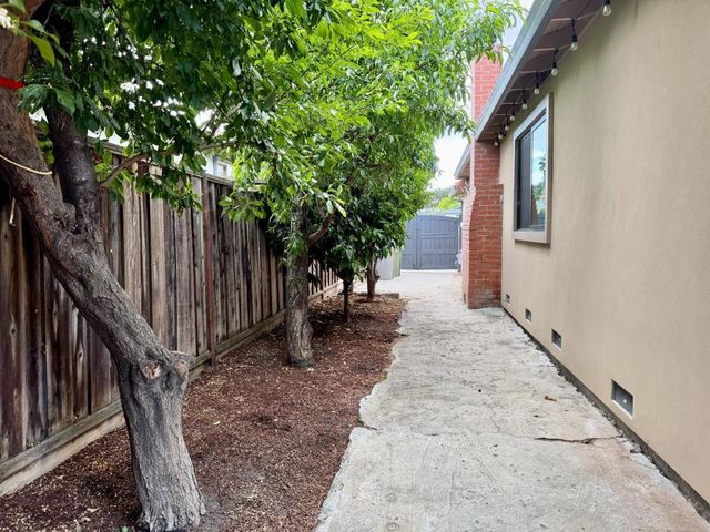 3678 Emanuel, San Jose, CA 95121