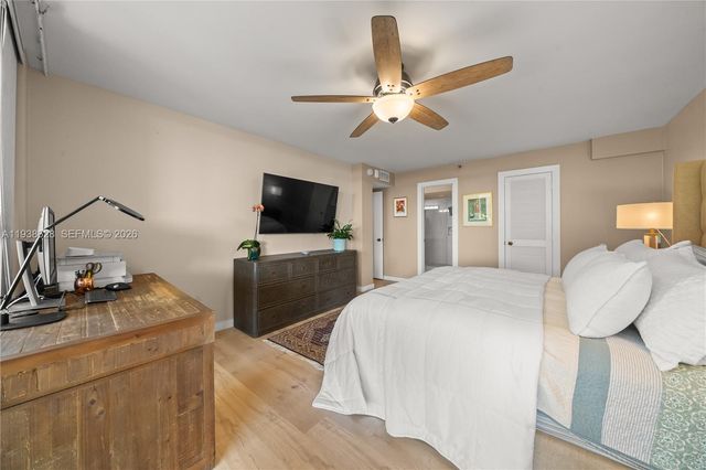 2843 S Bayshore Dr 6B, Miami, FL 33133