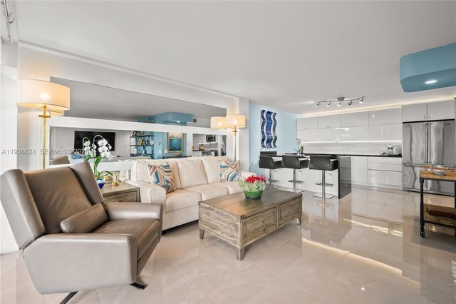 2843 S Bayshore Dr 6B, Miami, FL 33133