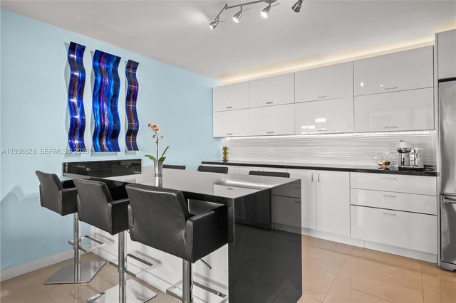 2843 S Bayshore Dr 6B, Miami, FL 33133