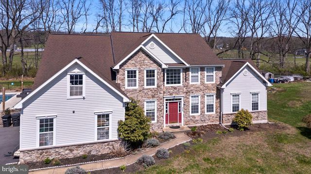 5028 VISTA CT, Mohnton, PA 19540