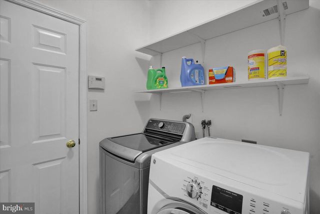 5028 VISTA CT, Mohnton, PA 19540
