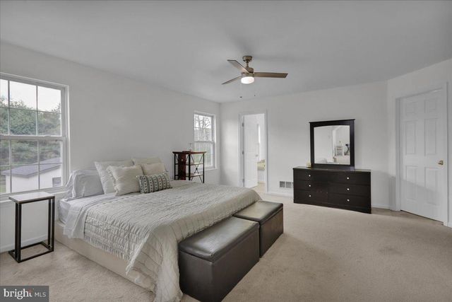 5028 VISTA CT, Mohnton, PA 19540