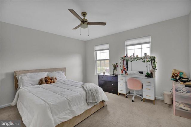 5028 VISTA CT, Mohnton, PA 19540