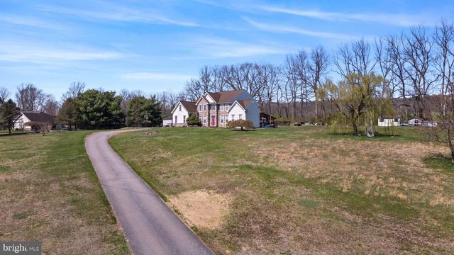 5028 VISTA CT, Mohnton, PA 19540