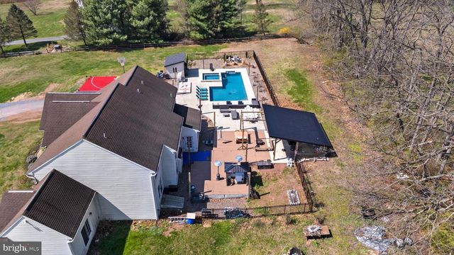 5028 VISTA CT, Mohnton, PA 19540