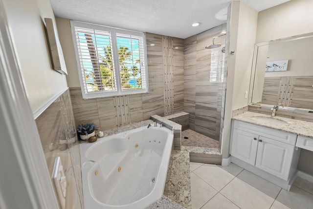 2057 SE 6th Street 1, Deerfield Beach, FL 33441