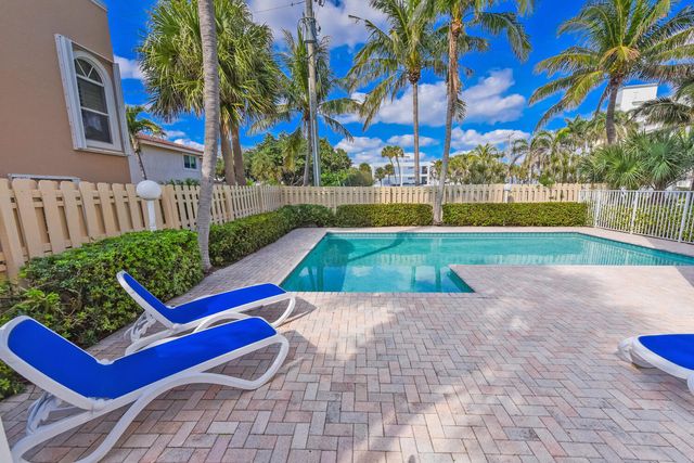 2057 SE 6th Street 1, Deerfield Beach, FL 33441