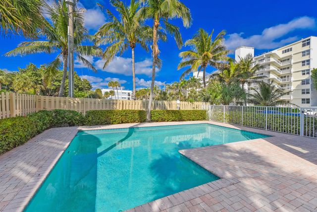 2057 SE 6th Street 1, Deerfield Beach, FL 33441