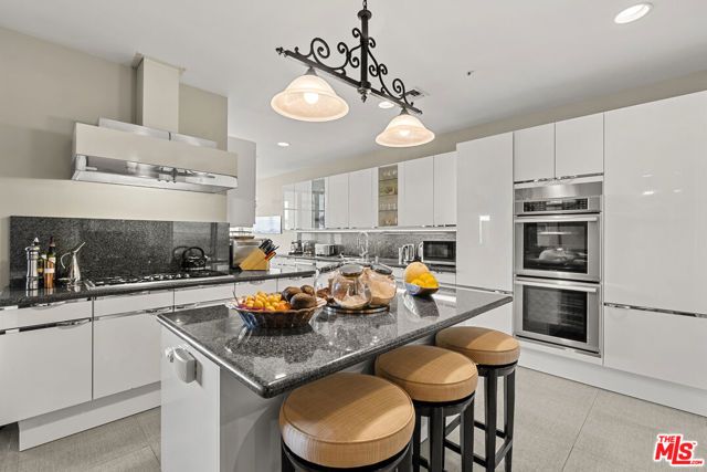 10380 Wilshire Boulevard 1501, Los Angeles, CA 90024