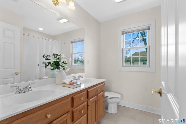 28 Michaela Circle, Fairfield, CT 06824