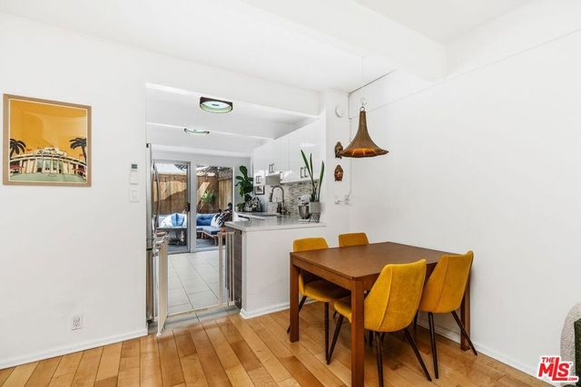 4040 Grand View Boulevard 22, Los Angeles, CA 90066