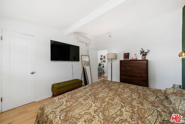 4040 Grand View Boulevard 22, Los Angeles, CA 90066