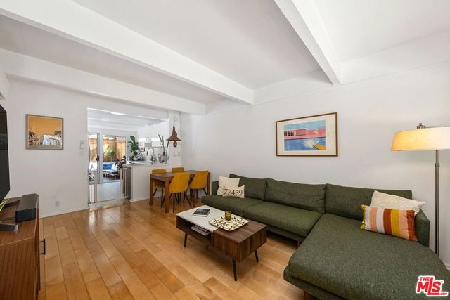 4040 Grand View Boulevard 22, Los Angeles, CA 90066